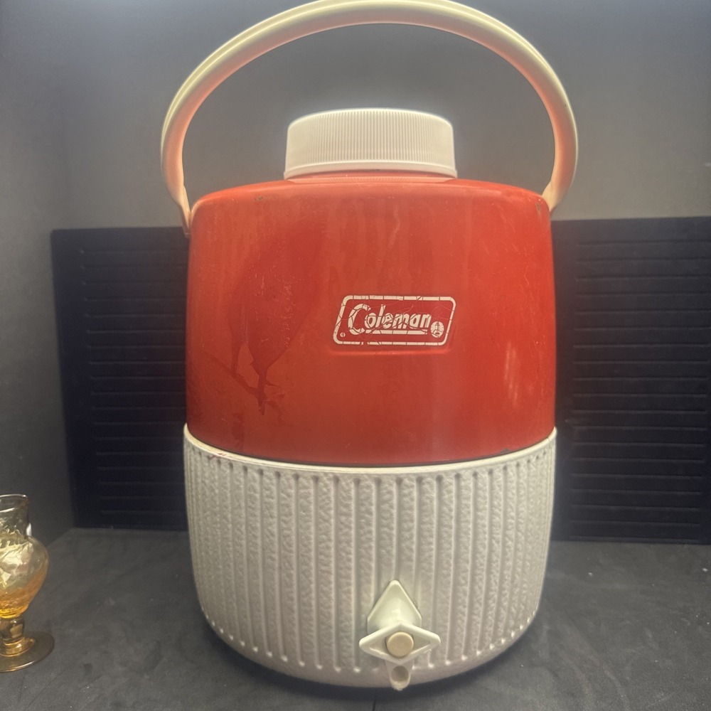 Coleman 1 Gallon Water‎ Jug Dispenser Vintage 1970s